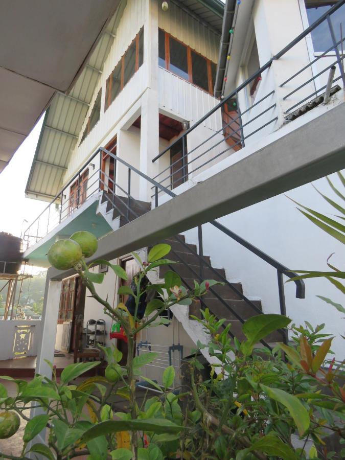 Dream Hill Homestay Nuwara Eliya Ngoại thất bức ảnh